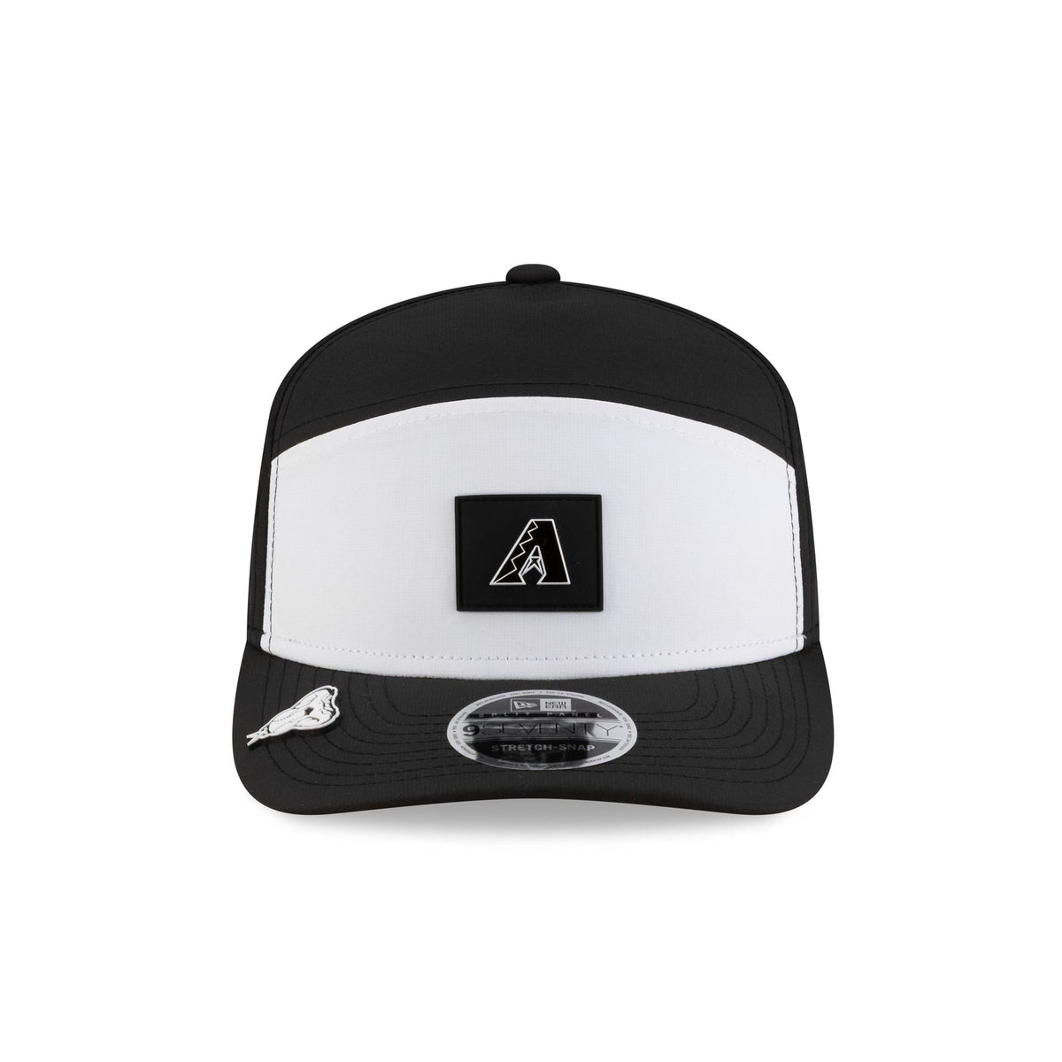 Arizona Diamondbacks 2026 Clubhouse Black & White Split Panel 9SEVENTY Stretch-Snap Hat